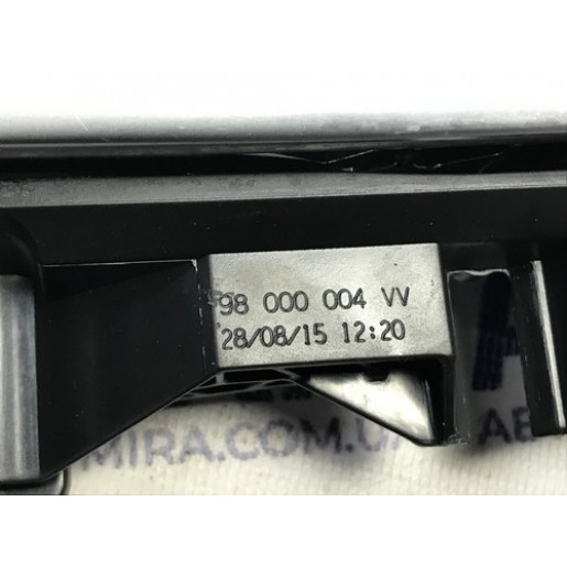 Ручка внутренняя задняя правая Peugeot 308 2013-2021 98000004